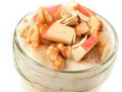 Apple Pie Refrigerator Oatmeal!